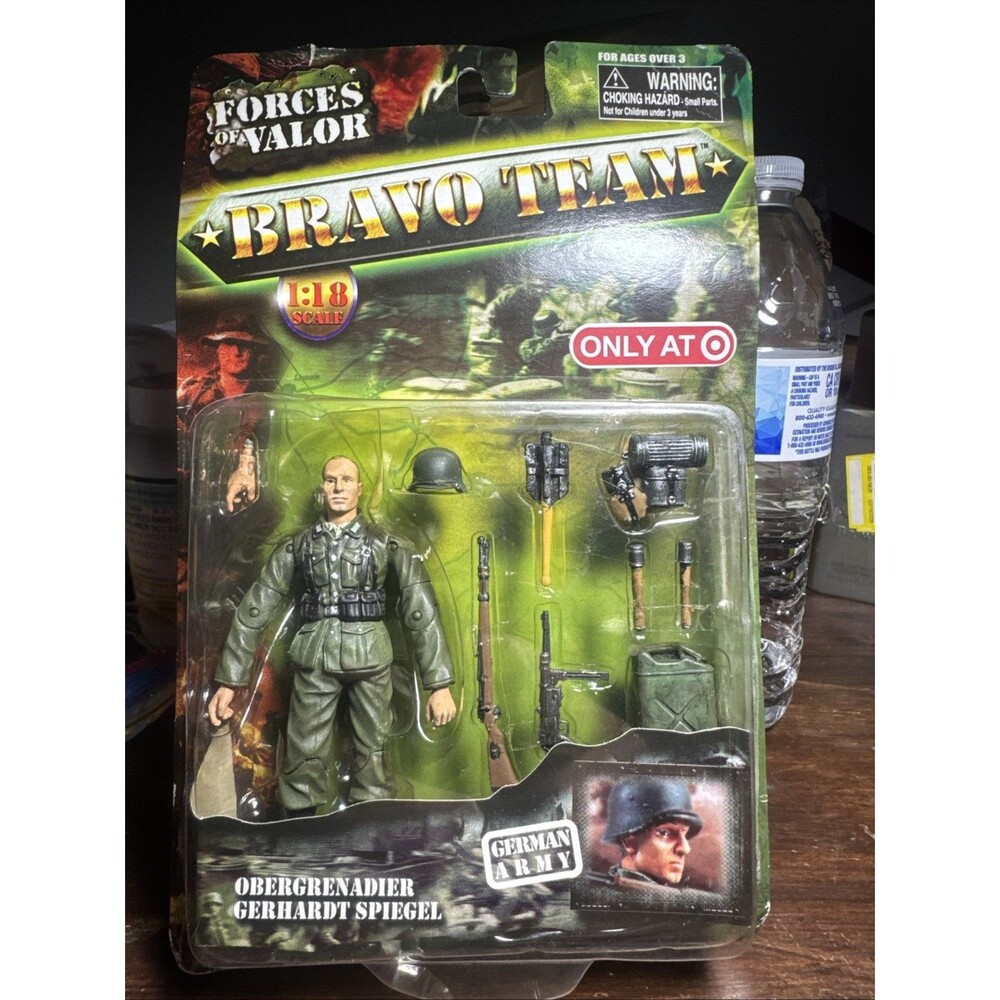 Forces of Valor Bravo Team 1:18 scale PFC. OBERGRENADIER GERHARDT SPIEGEL